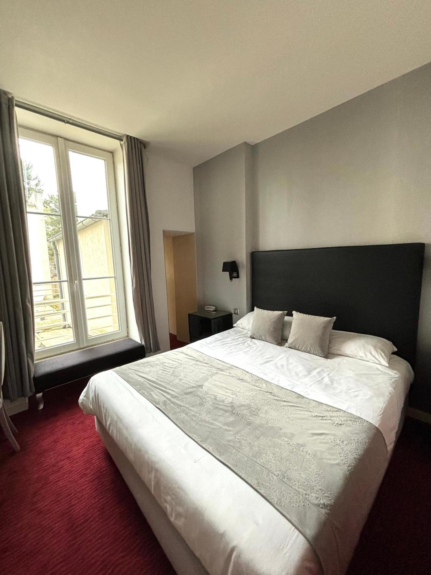 Logis Hotel Saint Martin Ορλεάνη Εξωτερικό φωτογραφία