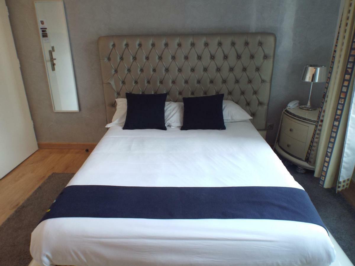 Logis Hotel Saint Martin Ορλεάνη Εξωτερικό φωτογραφία